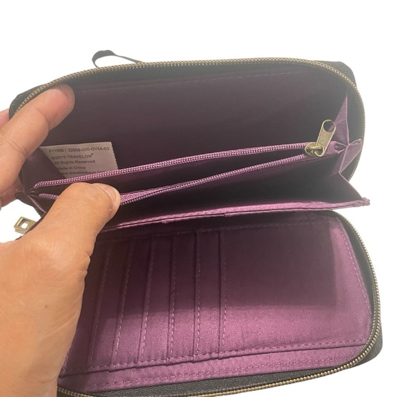 Travelon Womens Wallet, RFID Blocking, Protect ID Cards Black Print, Full Zipper - Picture 6 of 14